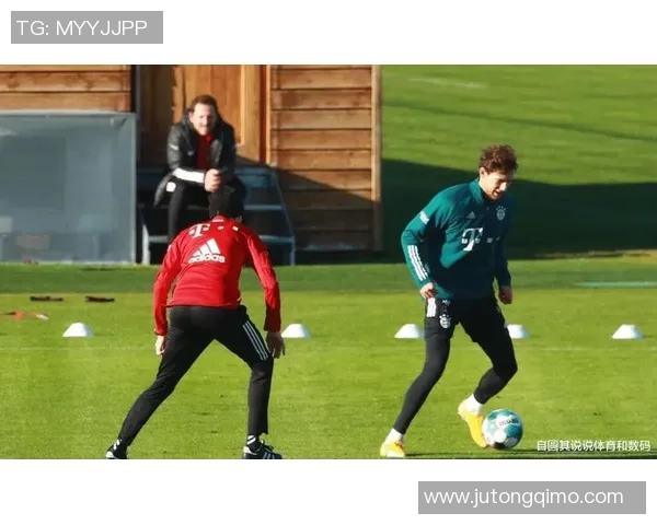 维尔茨穿搭球鞋展现锋线速度与精准控制引领球场新风潮